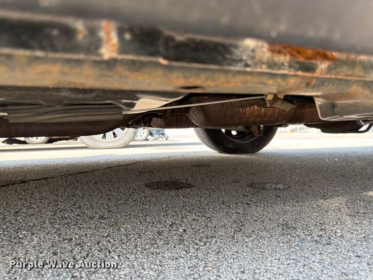 image for item EL0098 2010 Ford Crown Victoria 