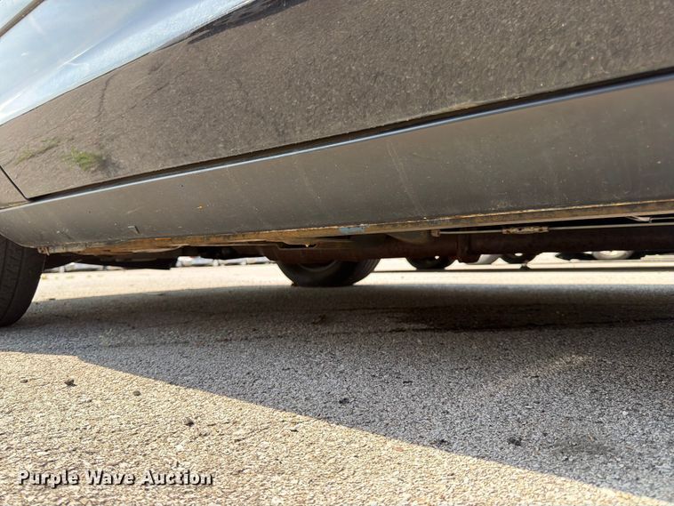 image for item EL0098 2010 Ford Crown Victoria 