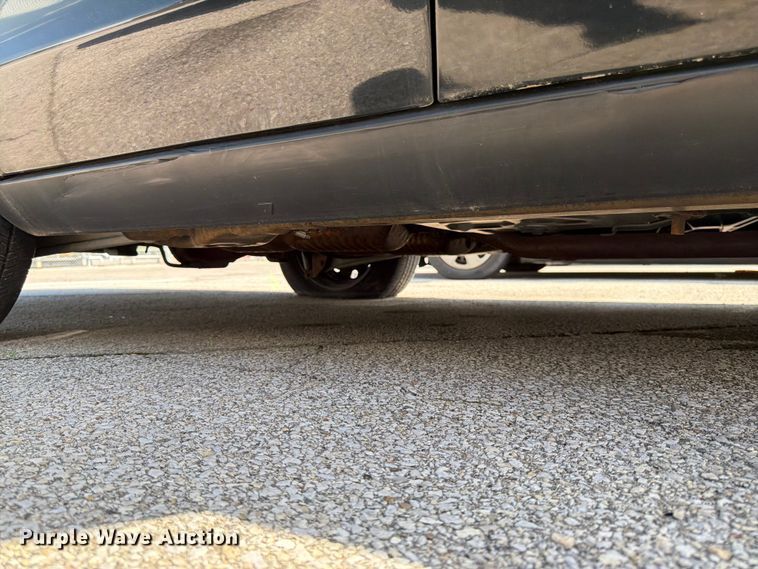 image for item EL0098 2010 Ford Crown Victoria 