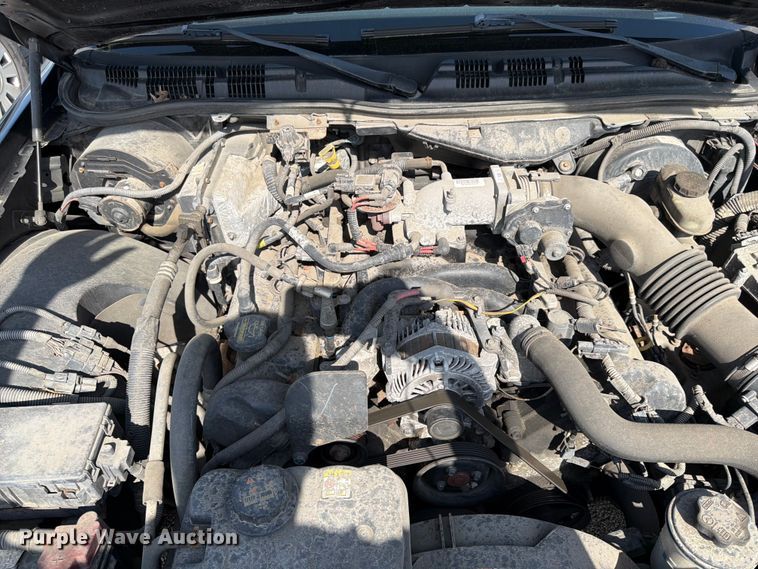 image for item EL0098 2010 Ford Crown Victoria 