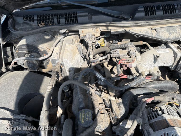 image for item EL0098 2010 Ford Crown Victoria 