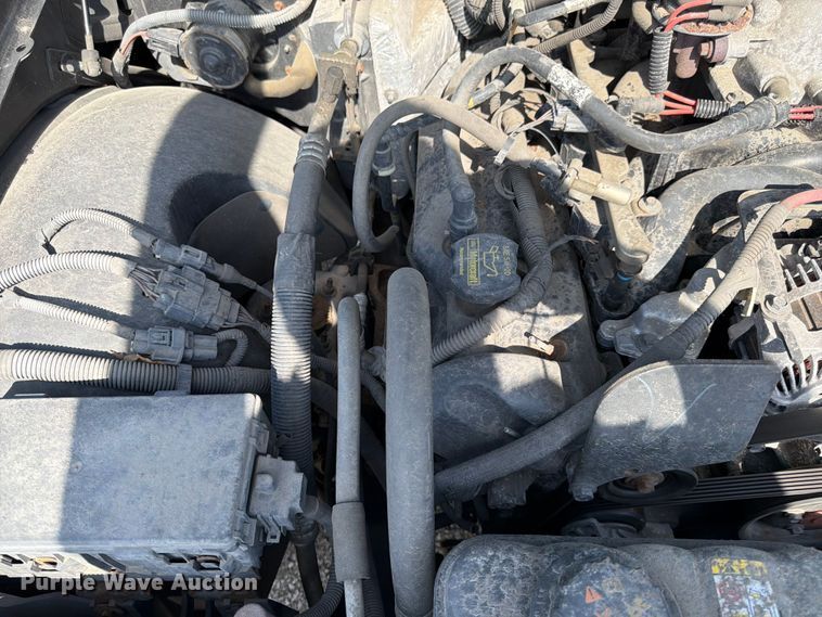 image for item EL0098 2010 Ford Crown Victoria 