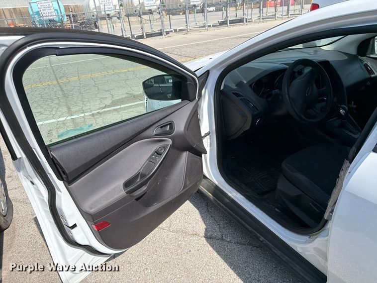 image for item EL0099 2014 Ford Focus 
