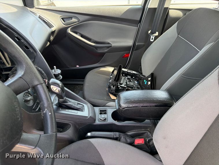 image for item EL0099 2014 Ford Focus 