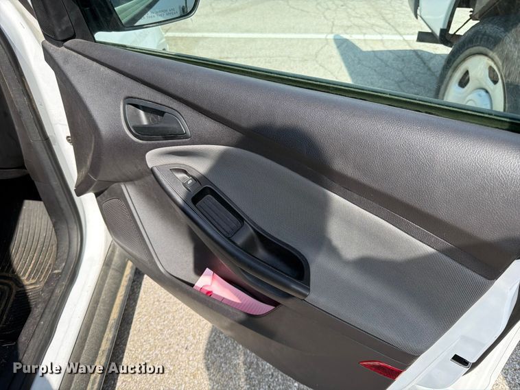 image for item EL0099 2014 Ford Focus 