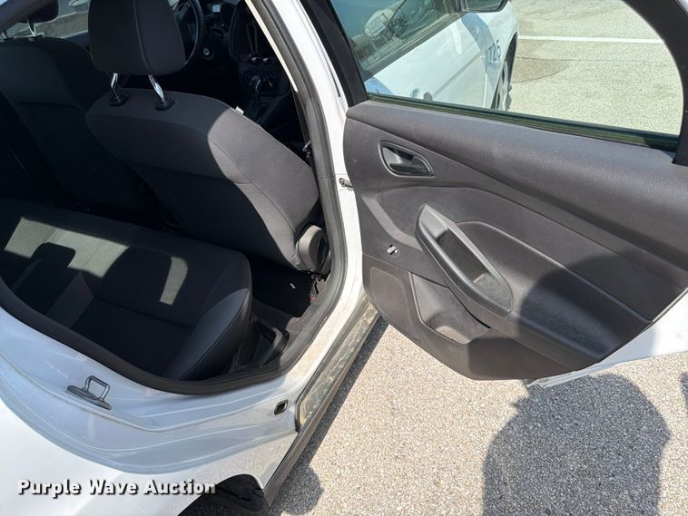 image for item EL0099 2014 Ford Focus 