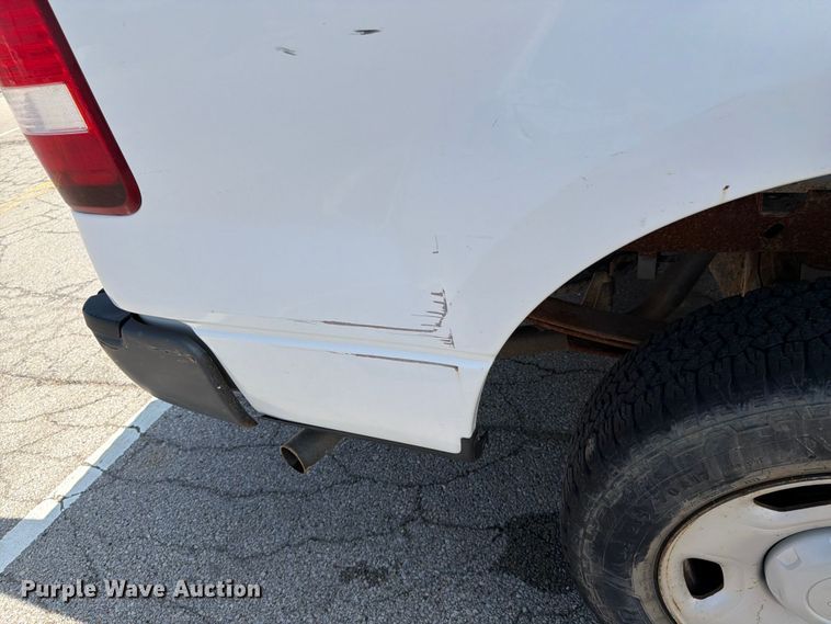 image for item EL0100 2007 Ford F150 pickup truck