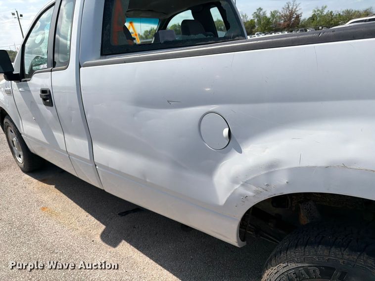 image for item EL0100 2007 Ford F150 pickup truck
