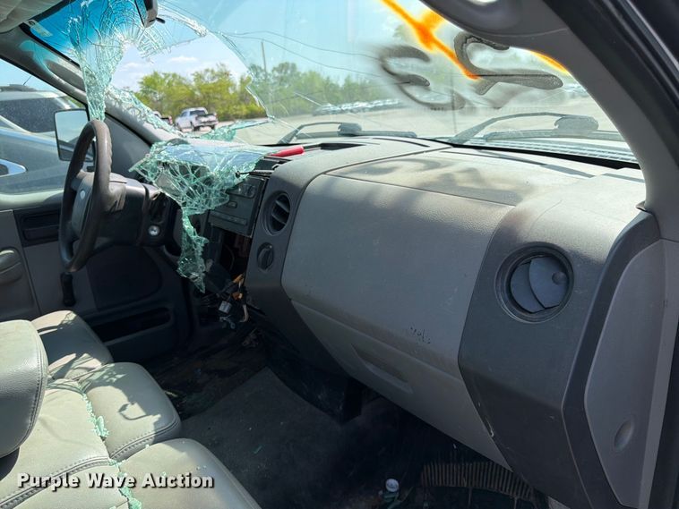 image for item EL0100 2007 Ford F150 pickup truck