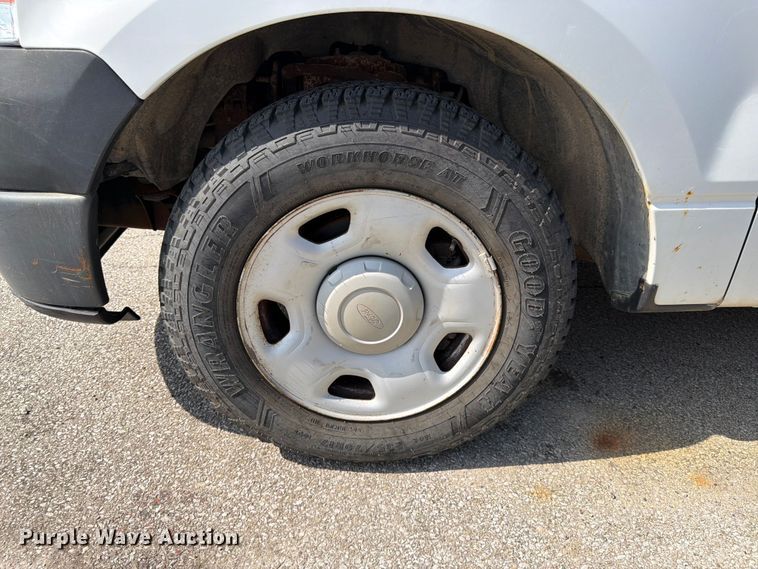 image for item EL0100 2007 Ford F150 pickup truck