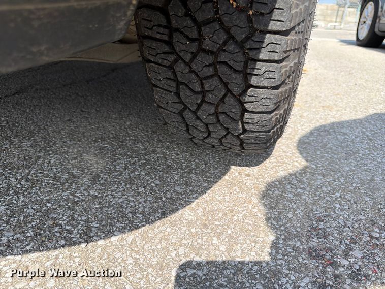 image for item EL0100 2007 Ford F150 pickup truck