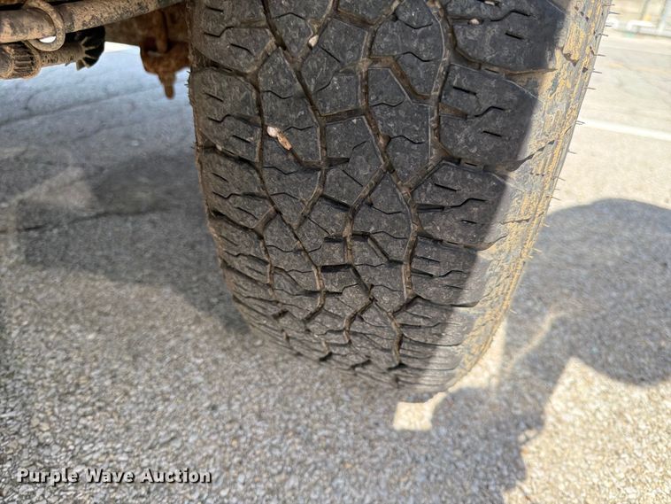 image for item EL0100 2007 Ford F150 pickup truck