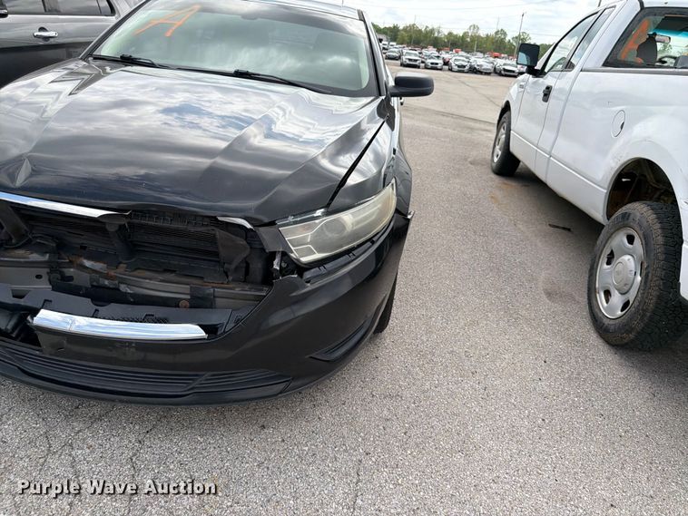 image for item EL0101 2014 Ford Taurus 