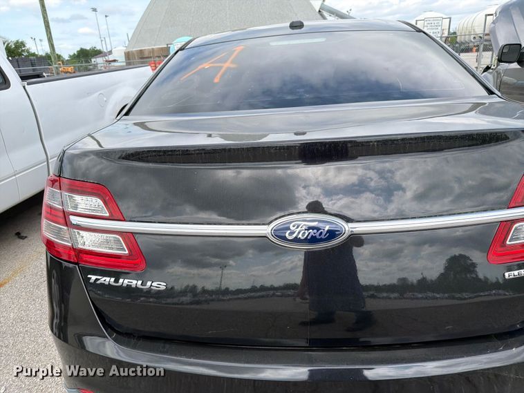 image for item EL0101 2014 Ford Taurus 
