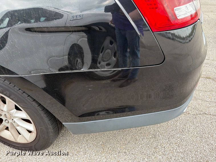 image for item EL0101 2014 Ford Taurus 