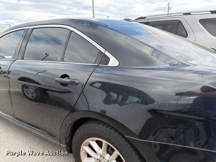 image for item EL0101 2014 Ford Taurus 
