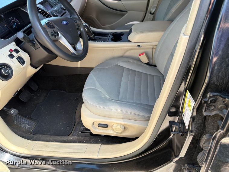 image for item EL0101 2014 Ford Taurus 