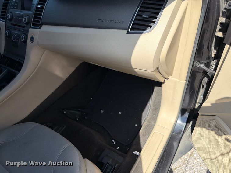 image for item EL0101 2014 Ford Taurus 