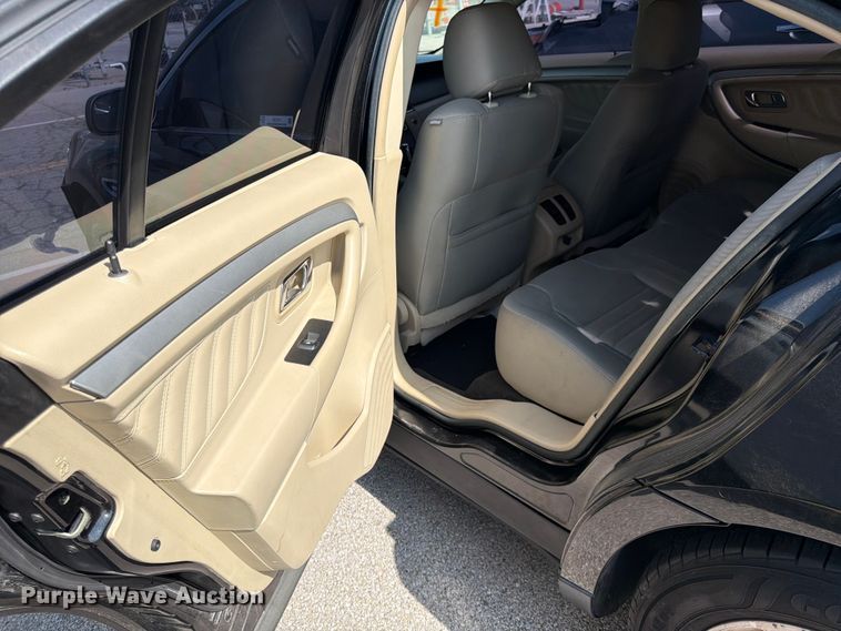 image for item EL0101 2014 Ford Taurus 