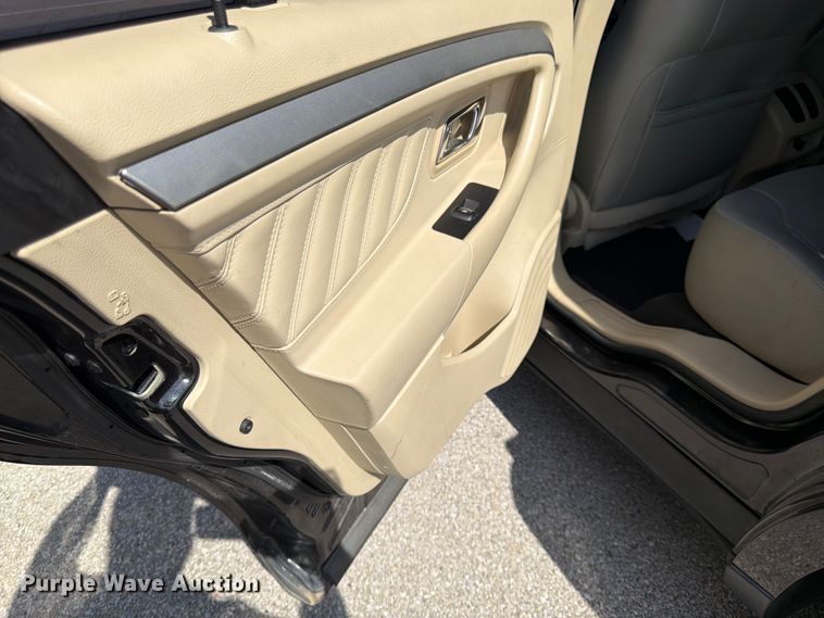 image for item EL0101 2014 Ford Taurus 