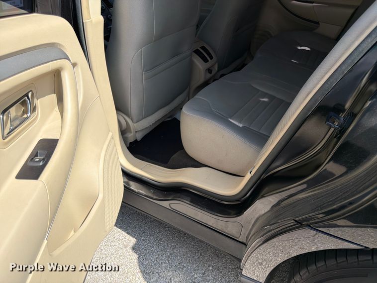 image for item EL0101 2014 Ford Taurus 