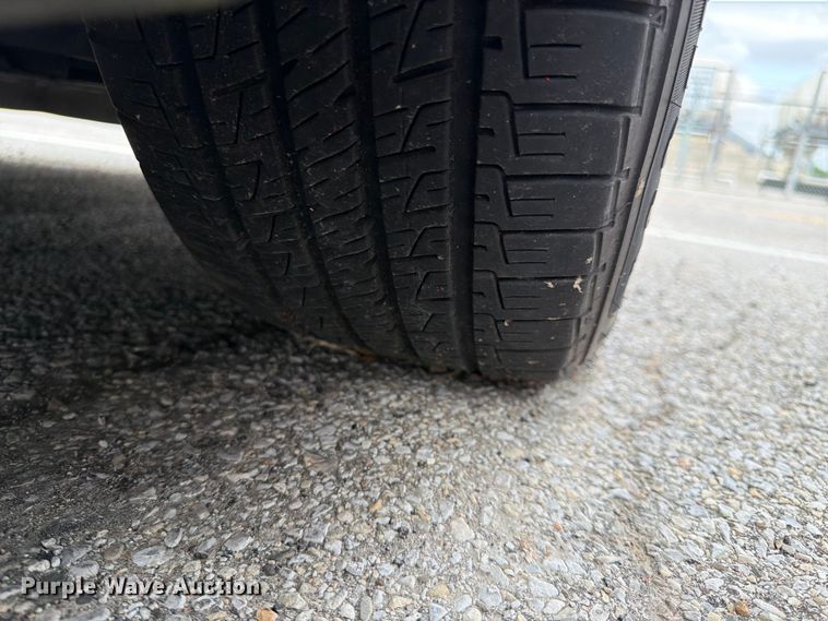 image for item EL0101 2014 Ford Taurus 