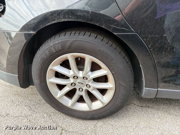 image for item EL0101 2014 Ford Taurus 