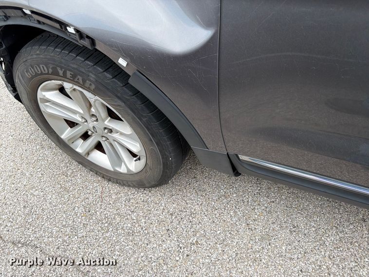 image for item EL0102 2013 Ford Explorer SUV