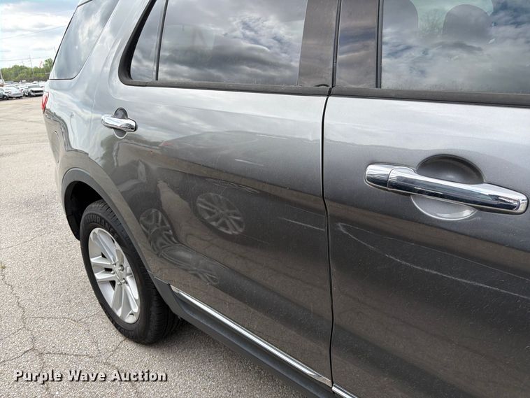 image for item EL0102 2013 Ford Explorer SUV