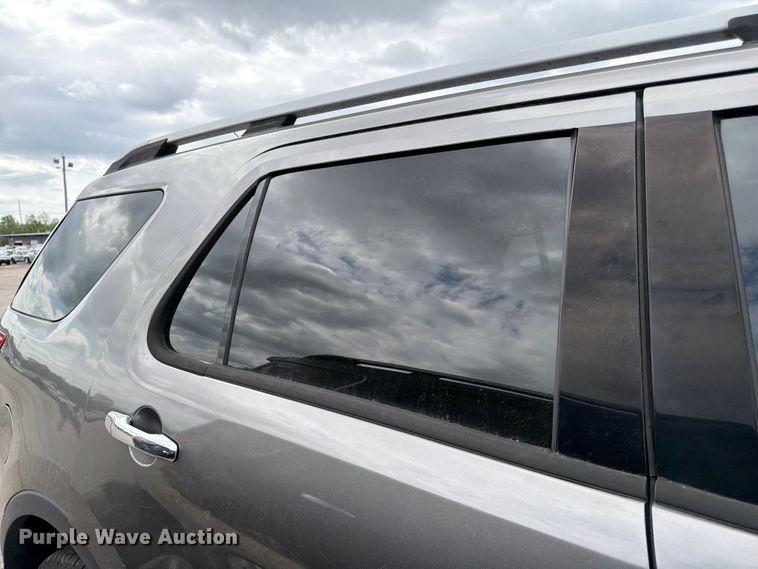 image for item EL0102 2013 Ford Explorer SUV