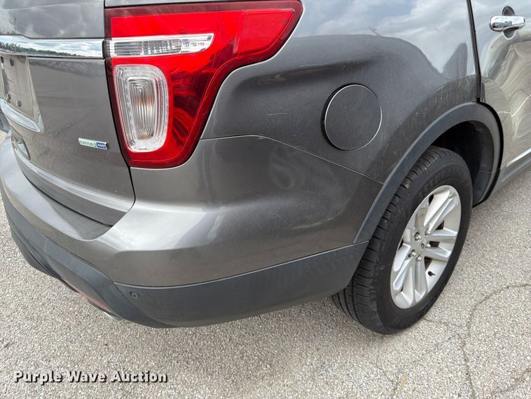 image for item EL0102 2013 Ford Explorer SUV