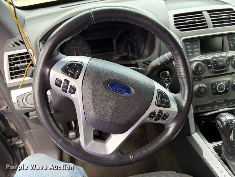 image for item EL0102 2013 Ford Explorer SUV