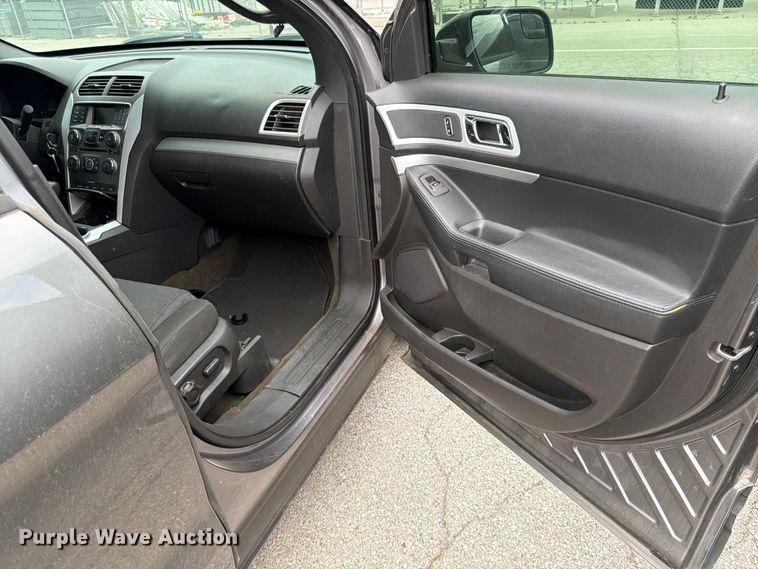 image for item EL0102 2013 Ford Explorer SUV