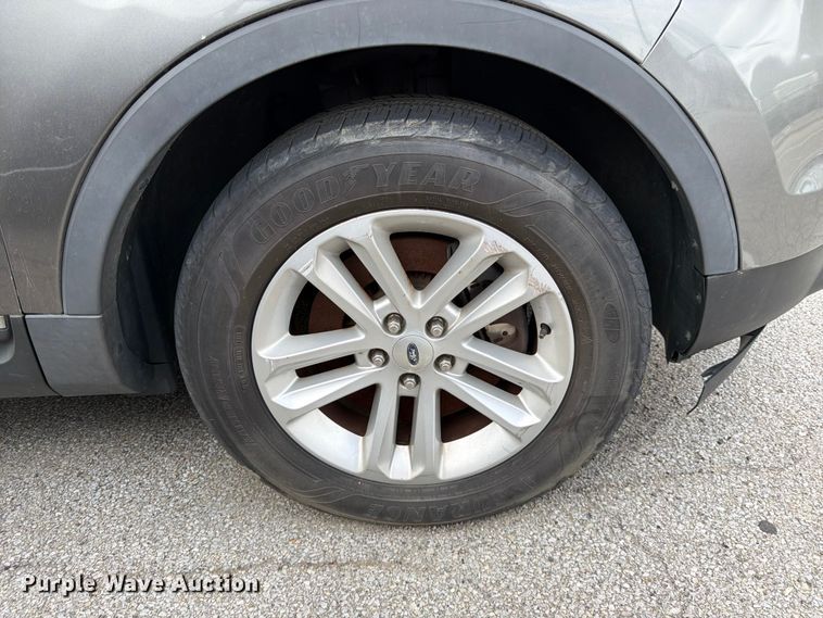 image for item EL0102 2013 Ford Explorer SUV