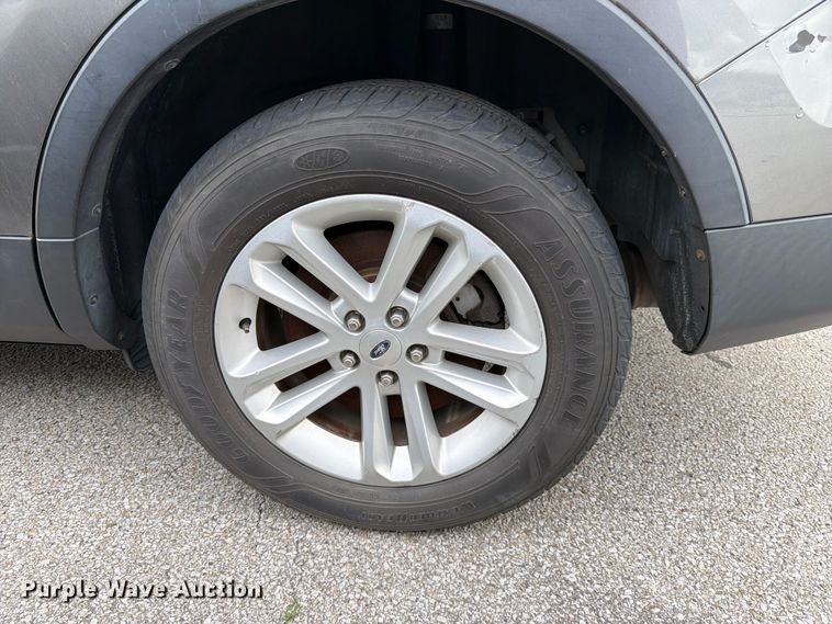 image for item EL0102 2013 Ford Explorer SUV