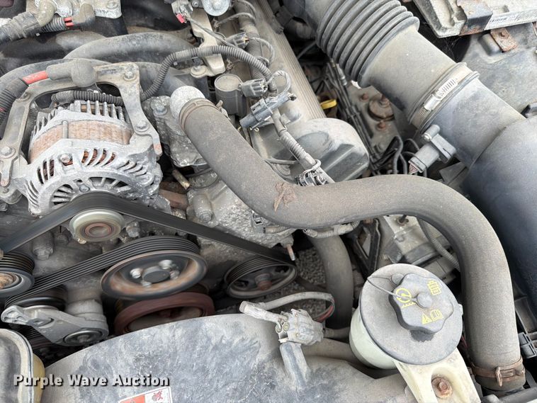 image for item EL0104 2005 Ford Crown Victoria 