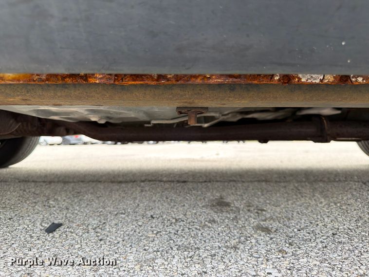 image for item EL0105 2010 Ford Crown Victoria 