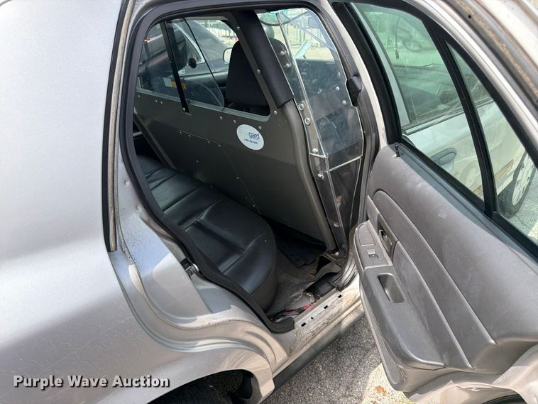 image for item EL0105 2010 Ford Crown Victoria 