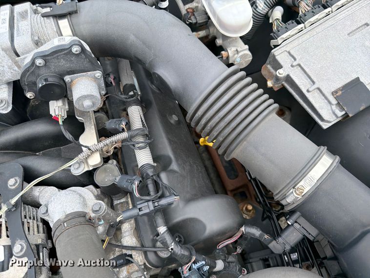 image for item EL0105 2010 Ford Crown Victoria 