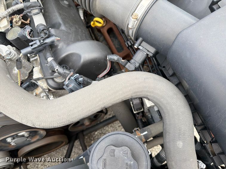 image for item EL0105 2010 Ford Crown Victoria 