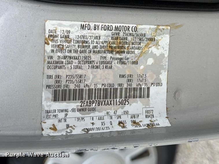 image for item EL0105 2010 Ford Crown Victoria 