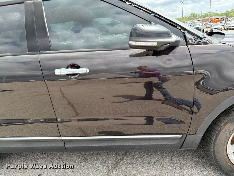 image for item EL0106 2013 Ford Explorer SUV