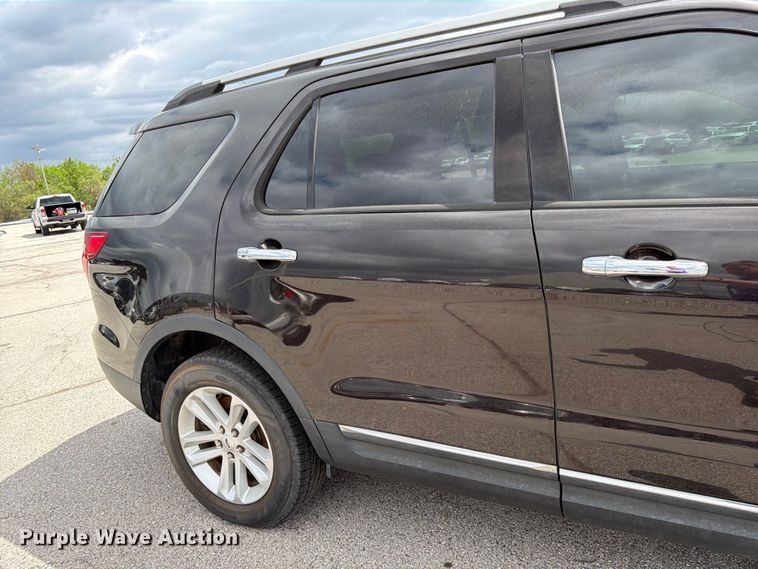 image for item EL0106 2013 Ford Explorer SUV