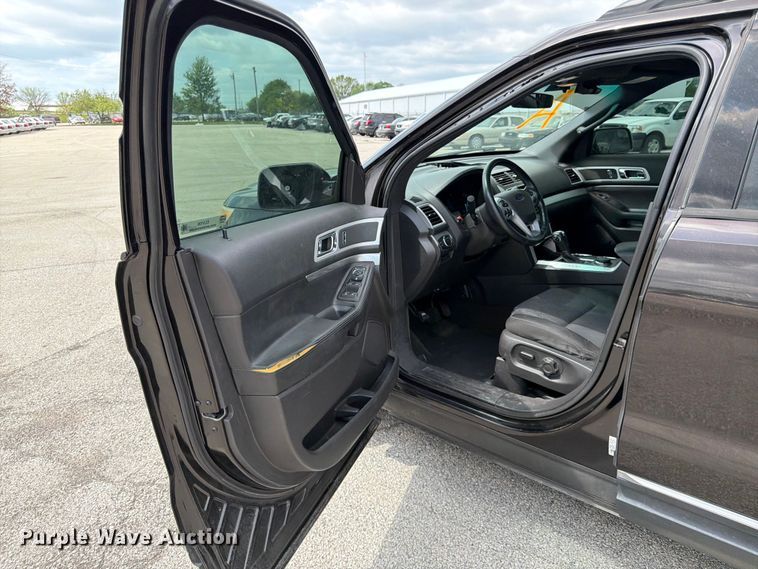 image for item EL0106 2013 Ford Explorer SUV