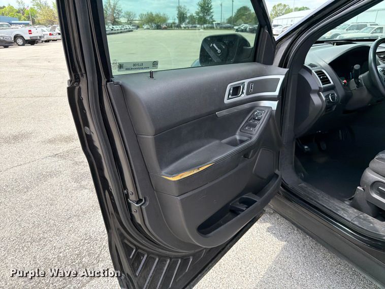 image for item EL0106 2013 Ford Explorer SUV