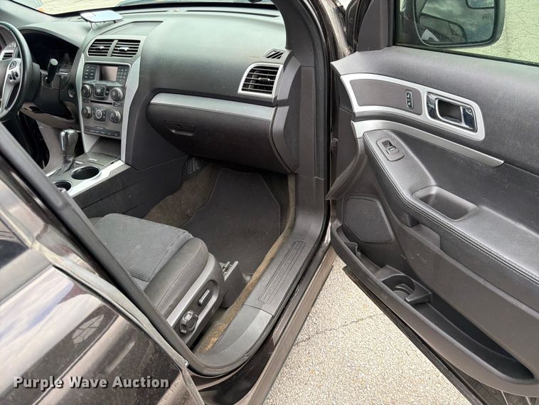 image for item EL0106 2013 Ford Explorer SUV