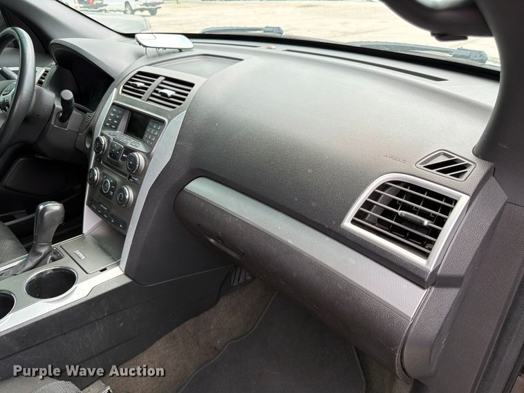 image for item EL0106 2013 Ford Explorer SUV