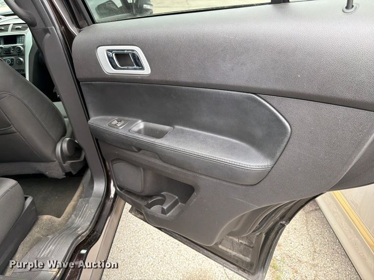 image for item EL0106 2013 Ford Explorer SUV