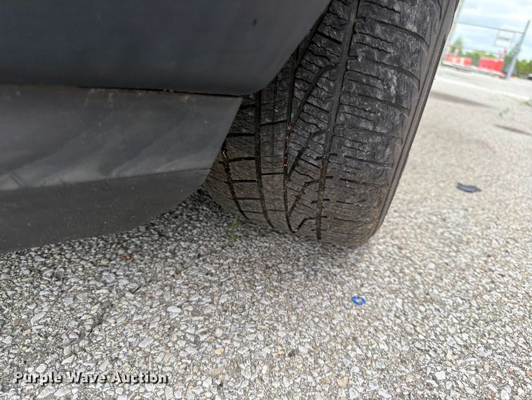 image for item EL0106 2013 Ford Explorer SUV