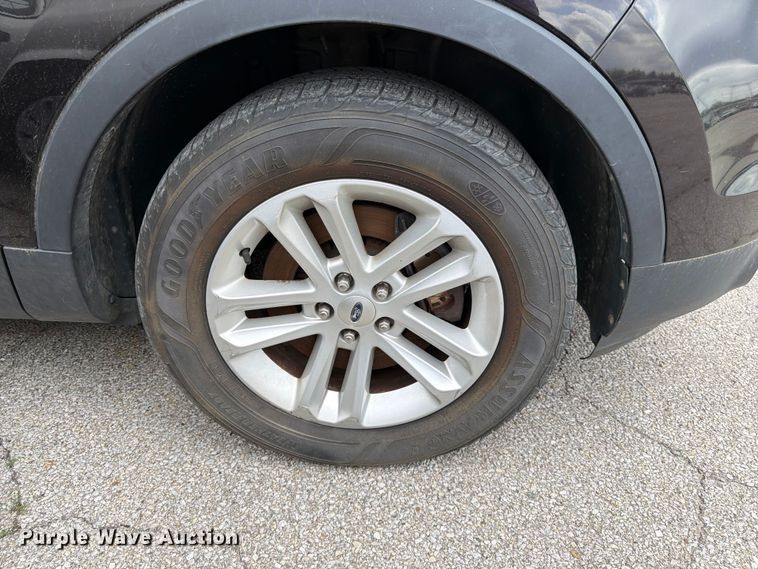 image for item EL0106 2013 Ford Explorer SUV